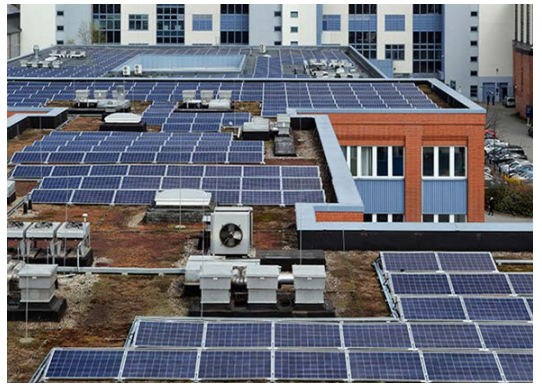 теплоэлектростанция нового поколения на базе тепловых насосов и фотоэлектрических батарей на крыше многоэтажного здания.